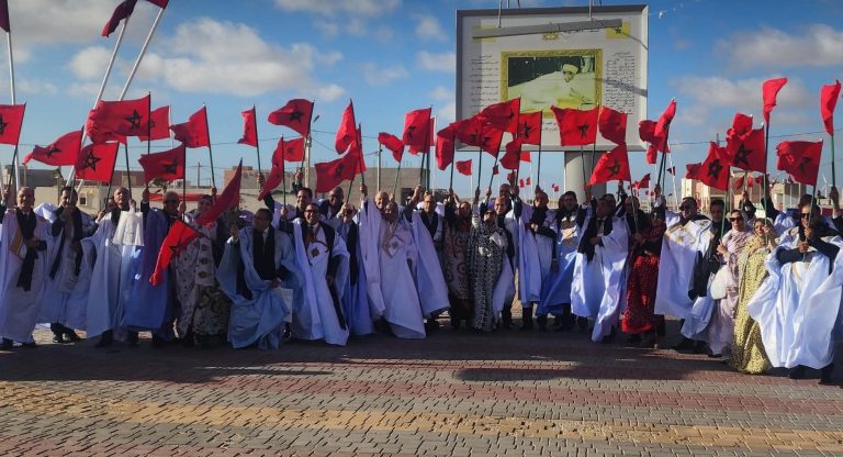 وفد قضائي وحقوقي رفيع يستحضر رمزية المسيرة الخضراء في زيارة للنصب التذكاري بالطاح