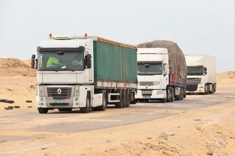 إغلاق الحدود بين مالي وموريتانيا يربك سائقي الشاحنات المغاربة