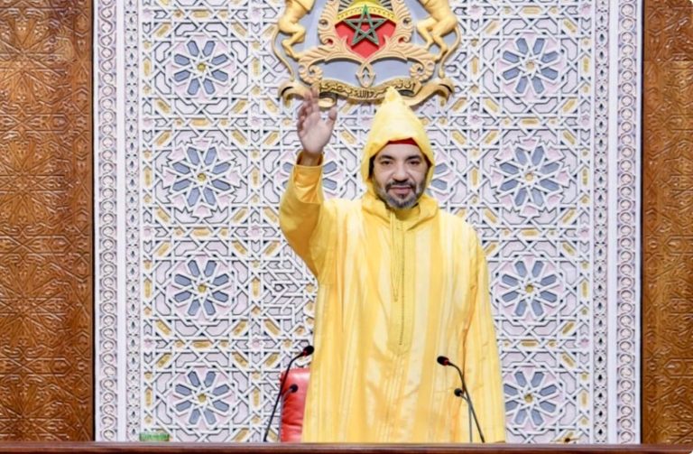 جلالة الملك محمد السادس يقرر إحداث لجنة وطنية لمراقبة أداء المسؤولين والإدارات