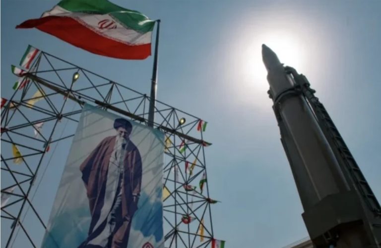 ملف إيران النووي يعود إلى الواجهة .. والدبلوماسية تختبر صبر الخصوم