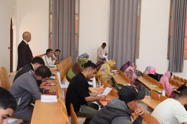 بأجواء يطبعها الانضباط.. انطلاق امتحانات الدورة الخريفية بالكلية المتعددة التخصصات بالسمارة