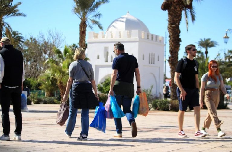 الحرب تعيد رسم خريطة السياحة العالمية .. والمغرب وجهة بديلة محتملة
