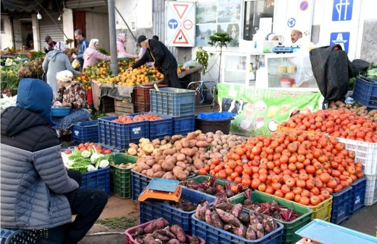 أسعار الخضر تشعل الجدل بخصوص ضعف المراقبة وكثرة الوسطاء