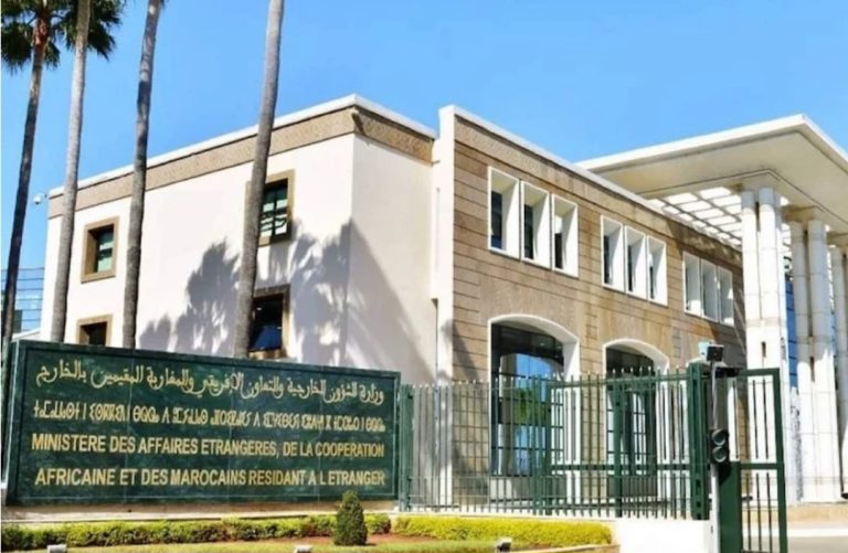 ترحيب المغرب بالهدنة بين إيران وأمريكا يعكس “دبلوماسية الحلول السلمية”