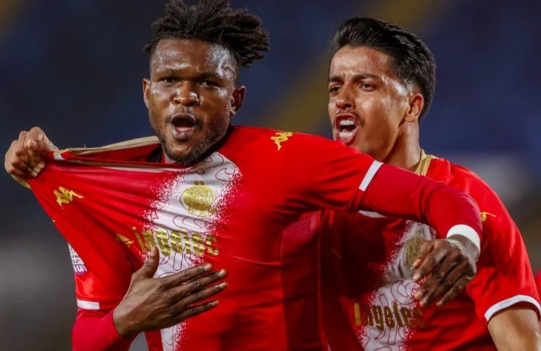 الوداد يحسم “الديربي” بهدف نظيف ويقلص الفارق مع الرجاء في الدوري