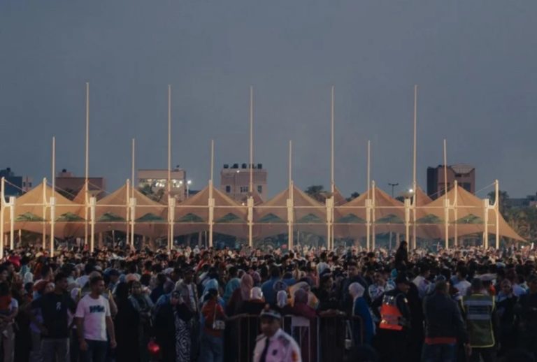 الأقاليم الجنوبية تنتشي بتأهل “أسود المغرب” إلى ربع نهائي “المونديال”