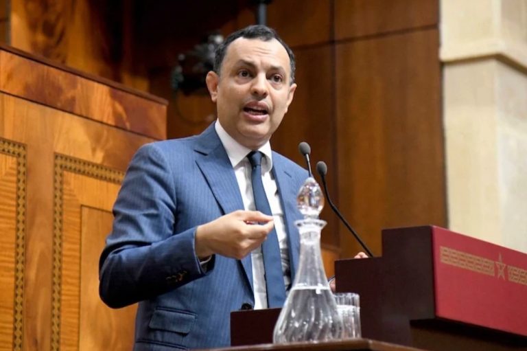 السكوري: تشغيل العاملات الموسميات بإسبانيا يضمن حقوق المغربيات