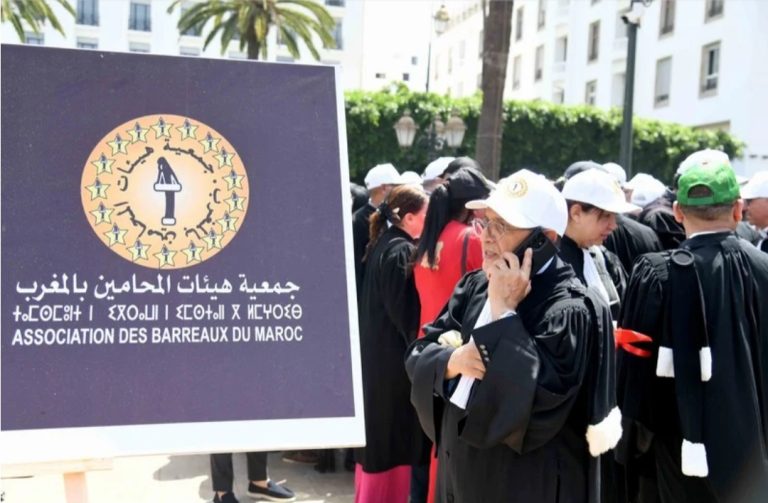 إضراب المحامين يدخل الأسبوع الخامس وسط ترقب قرار المحكمة الدستورية