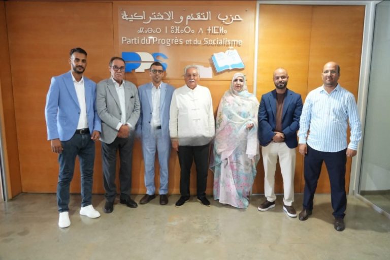 حزب التقدم والاشتراكية يعزز صفوفه بالعيون الساقية الحمراء ويتعاقد مع أسماء جديدة لطرفاية والسمارة