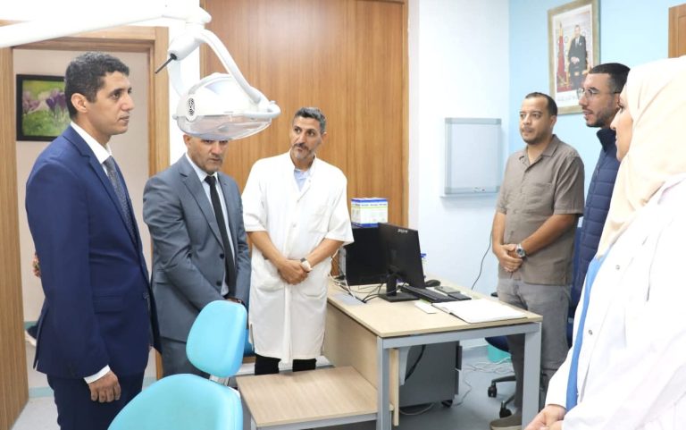 المدير العام للمجموعة الصحية الترابية بجهة العيون يتفقد مؤسسات صحية بالمرسى وفم الواد