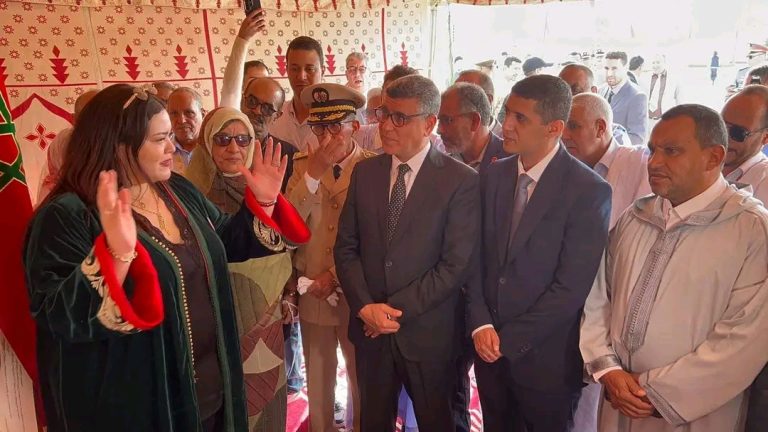 السمارة.. عامل الإقليم إبراهيم بوتوميلات يعطي انطلاقة حملة طبية مجانية متعددة التخصصات