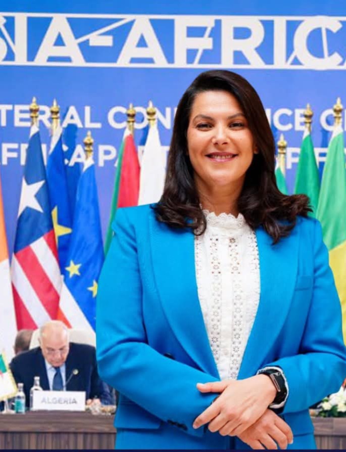 بودن يطرح احتمال توجه المنصوري إلى روسيا في أول زيارة خارجية لها على رأس الحكومة